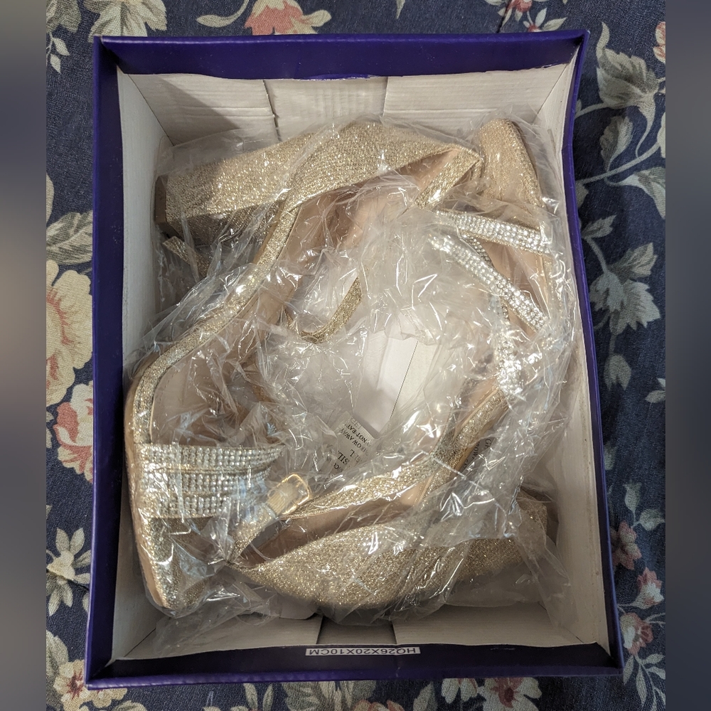 Top Moda Heel (Champagne) - Picture 2 of 5